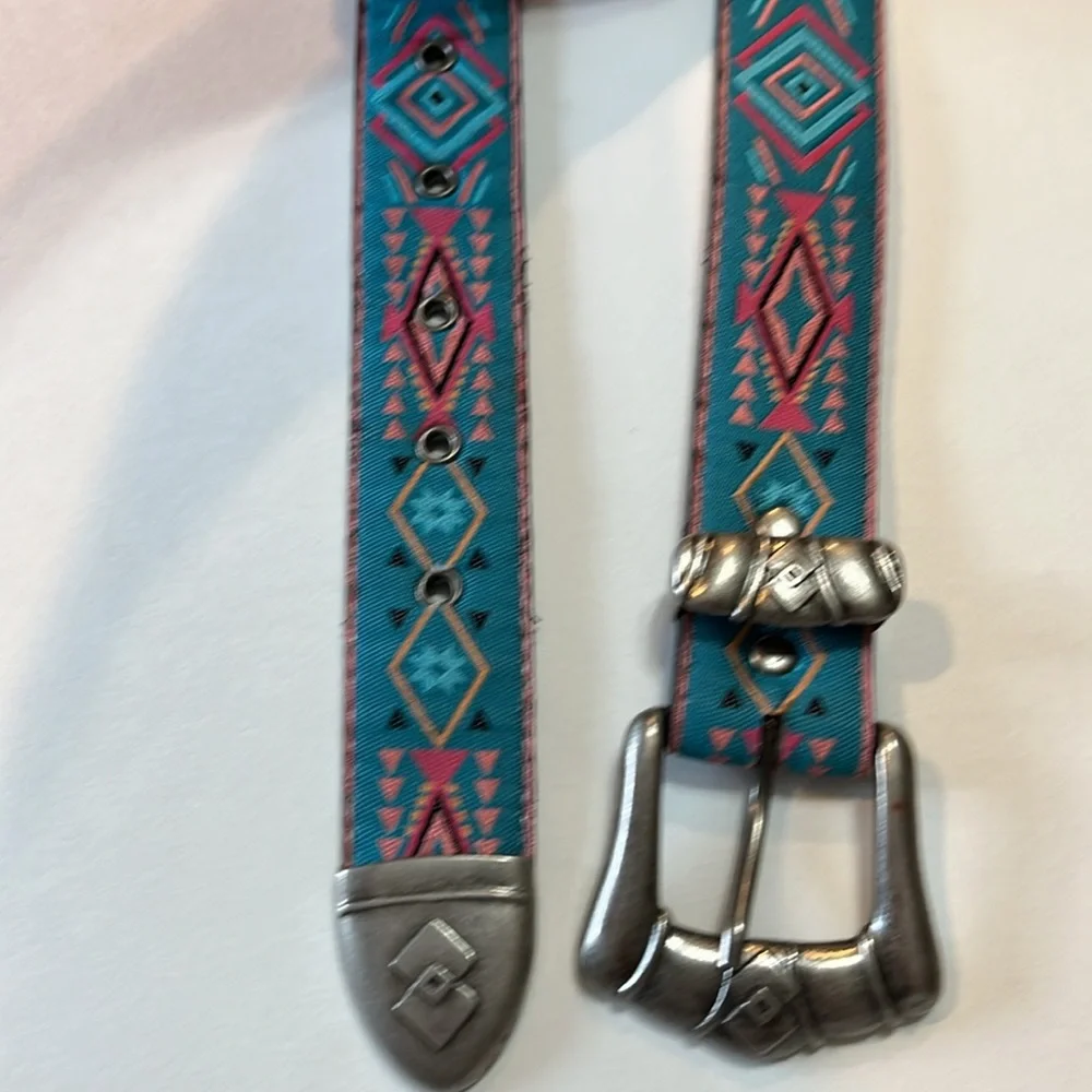 NUOVO Vintage Boho Western Aztec Fabric Belt Multi Color Ladies Size 9